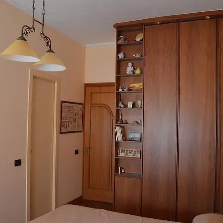 A Casa Nostra * Naples